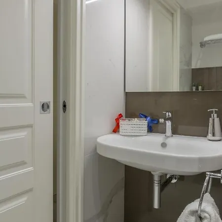 Aparthotel Corinzia *